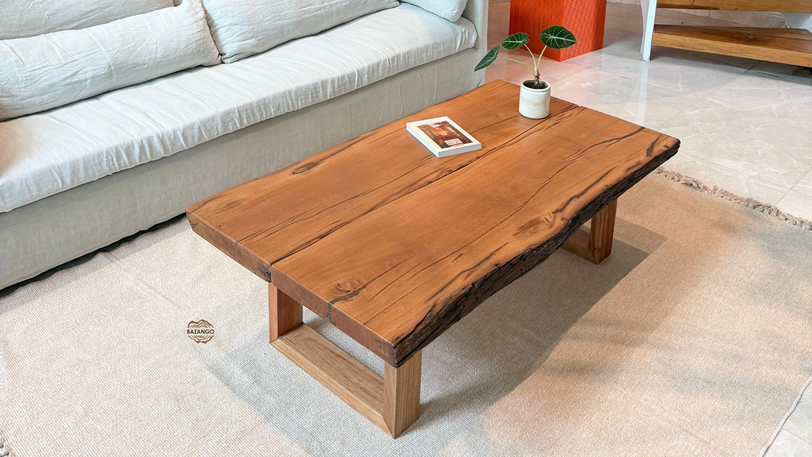 Bàn sofa gỗ nguyên khối