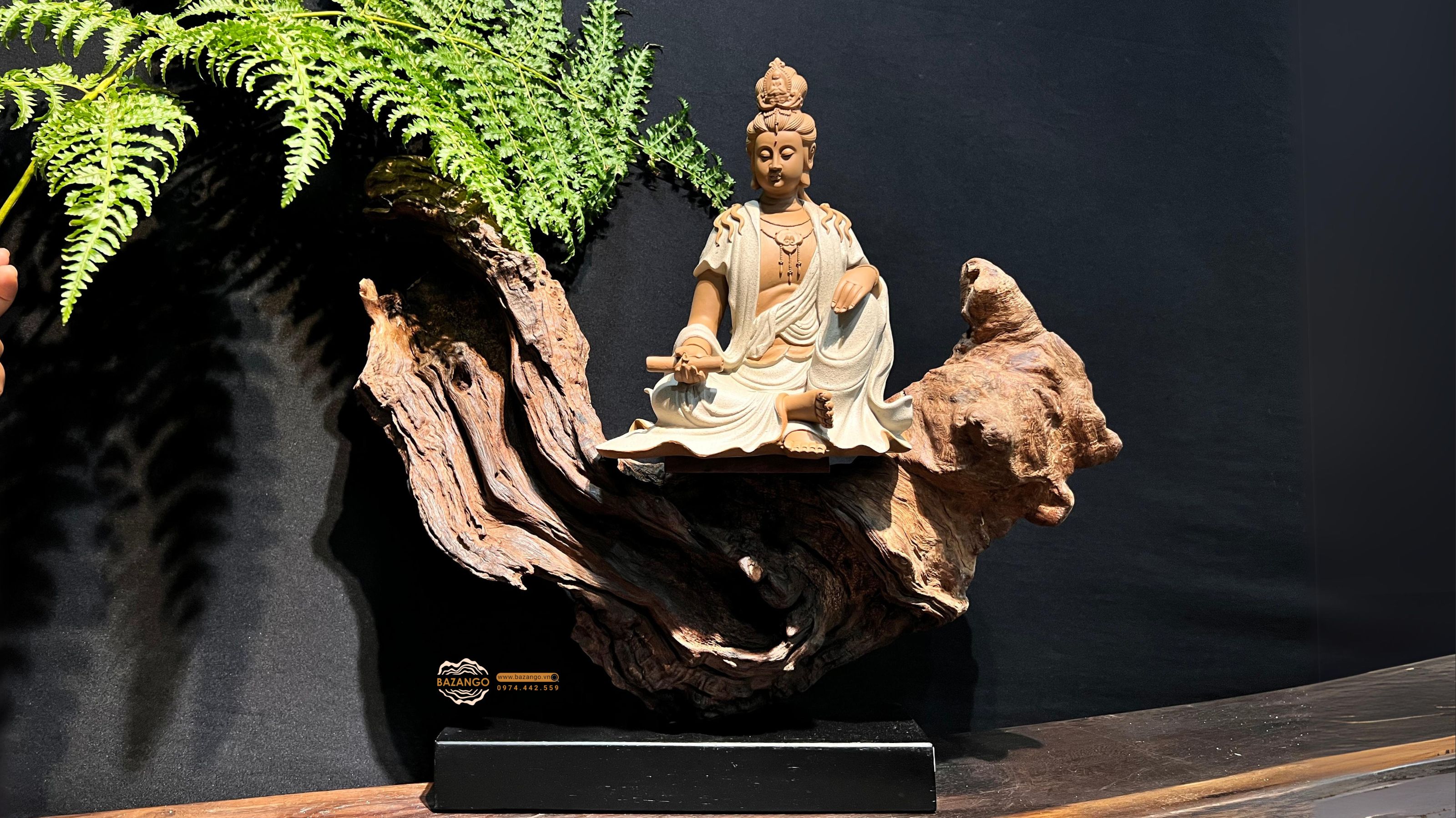 Tượng phật quan âm cầm bình
