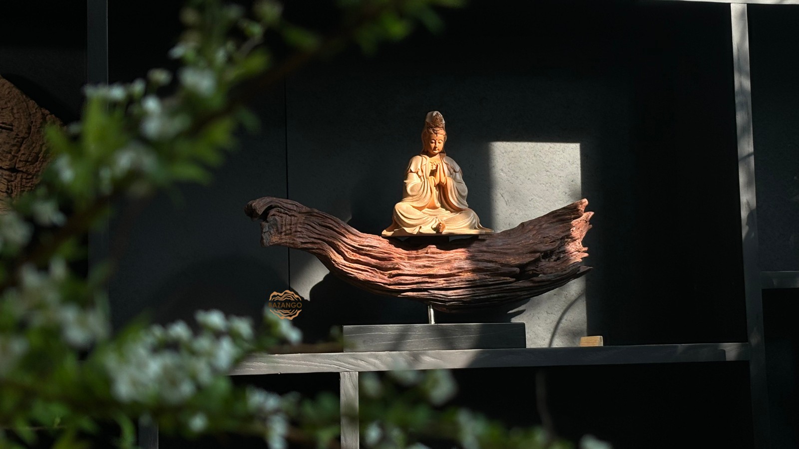 tượng phật adiđà- gỗ lũa