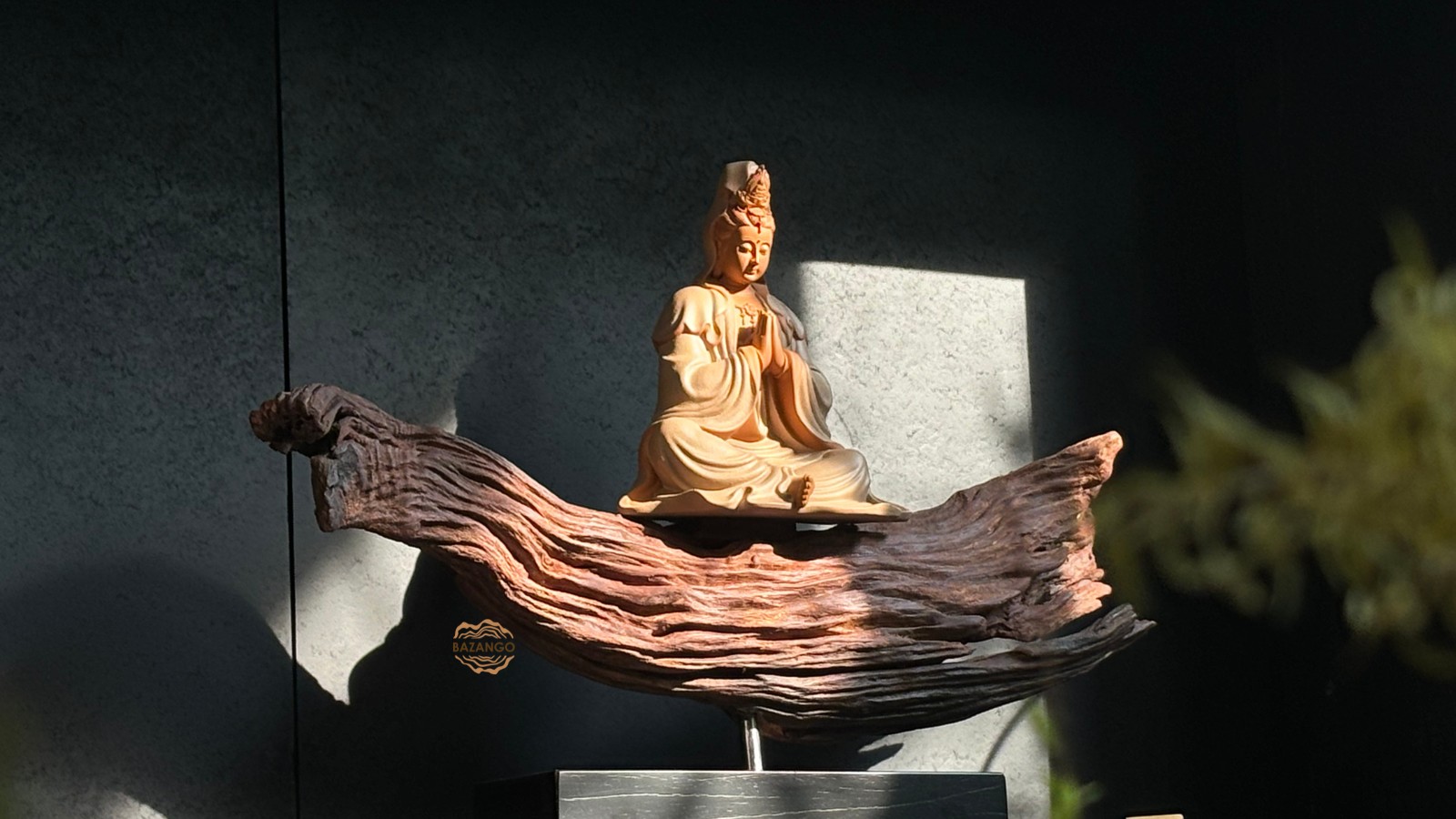 tượng phật adiđà- gỗ lũa