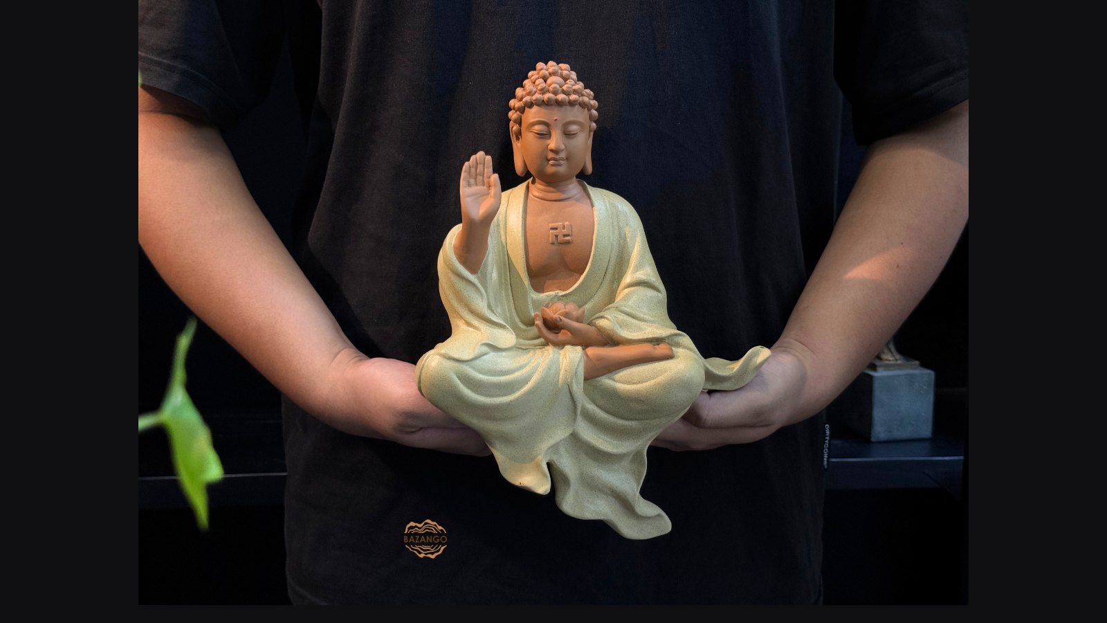 Tượng phật Adiđà gỗ lũa