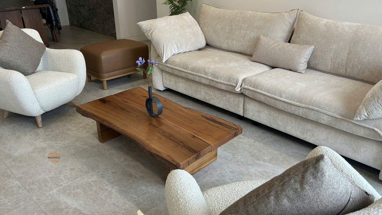 top-10-mau-ban-sofa-go-dang-thinh-hanh