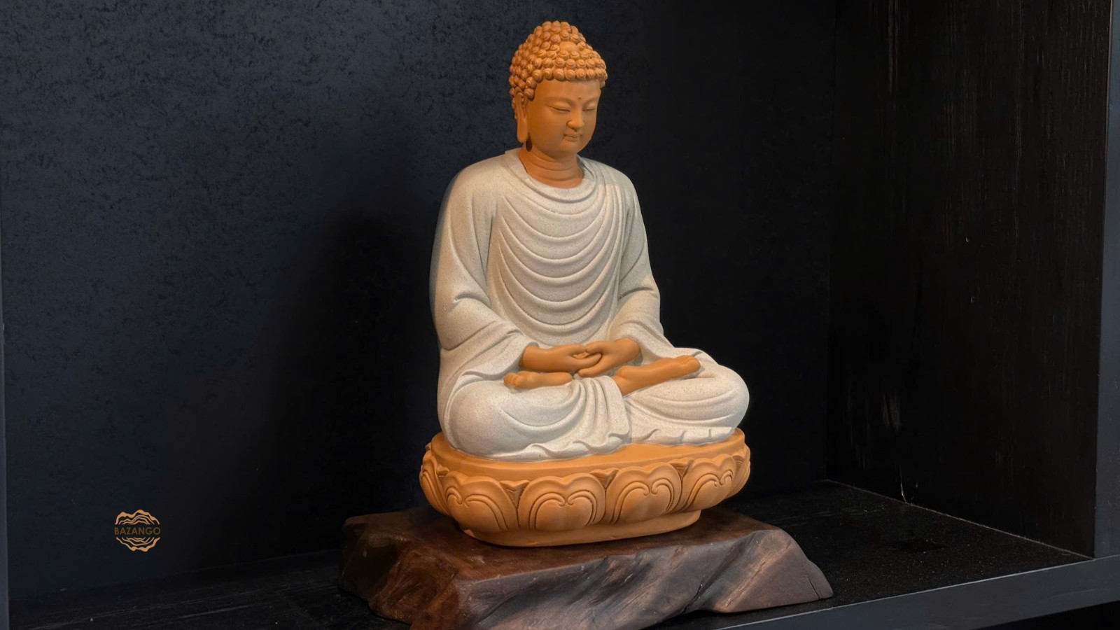 tuong-phat-cho-khong-gian-thien-tai-nha
